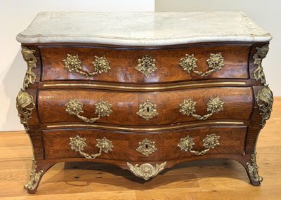 Mobilier Ancien Senequier-Crozet - Élégance et Authenticité