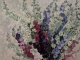 une peinture de fleurs dans un vase sur une table