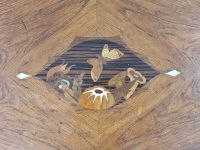 Table basse avec entretoise en bois, marqueterie avec incrus… (photo 4)