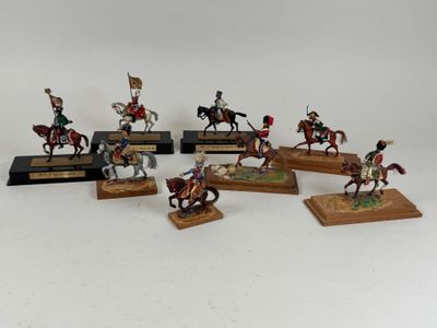 Collection de 8 cavaliers en plastique polychrome dont Hussa… - Photo 1