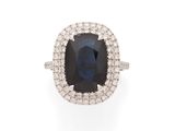 une bague en saphir et diamant
