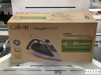 une boîte contenant un fer à repasser à vapeur noir et blanc