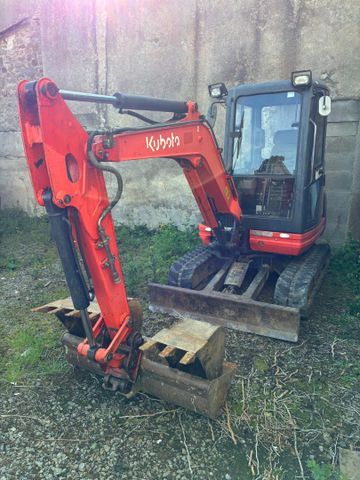 Pelle KUBOTA 2T800 type KX71-3, numéro de série 79323, 4008 heure