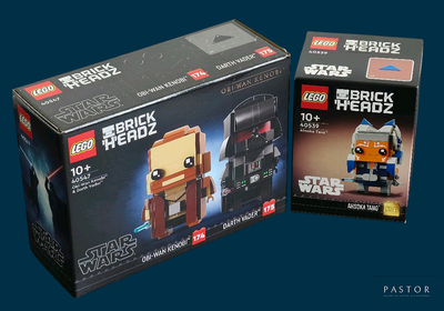 une boîte de Lego contenant une figurine Lego