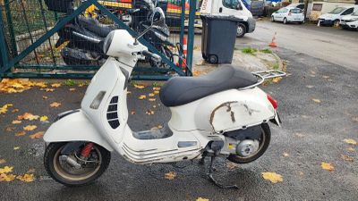 PIAGGIO M45200 - VEHICULE - Genre : MTT2 - Carrosserie : SOLO - Energi - Photo 1