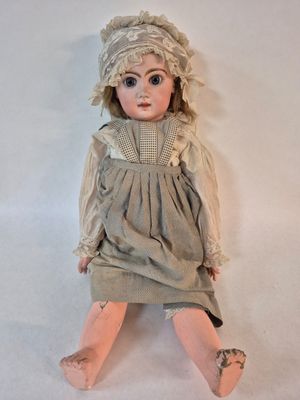 POUPÉE AVEC TÊTE EN PORCELAINE ET CORPS ... - eBay