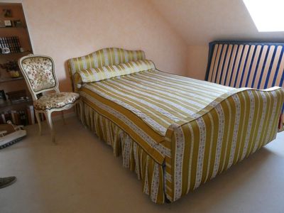 Lit capitonné et Chaise - style Louis XV