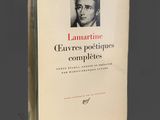 la couverture d'un livre sur laquelle figure la photo d'un homme
