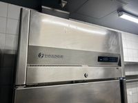 1 armoire réfrigérée négative en inox à 1 porte CORECO (photo 2)