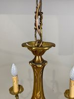 Paire de lustres en laiton à cinq bras de lumière, le fût à … (photo 5)