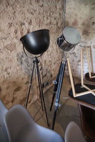 Deux projecteurs type cinéma