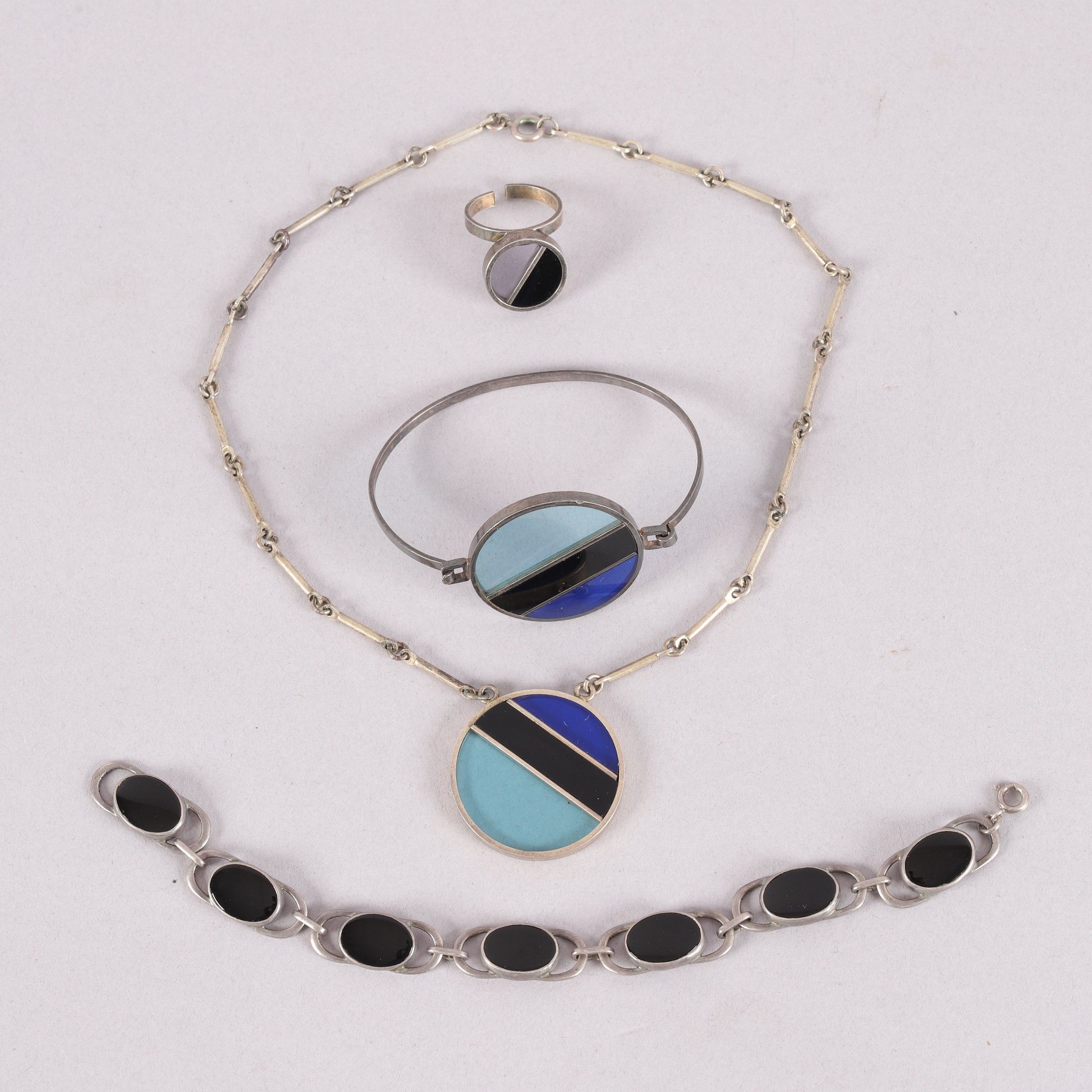 Bijoux & Pierres Précieuses