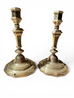 Paire de bougeoirs en bronze argenté percé à l'électricité. (photo 2)