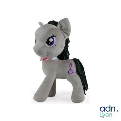 a picture of a pony with a purple ribbon on it ' s neck