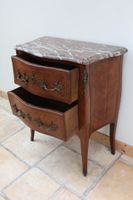 Commode sauteuse en placage d'acajou ouvrant à deux tiroir e… (photo 5)
