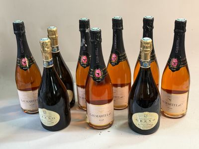 6 bts : Champagne MARTEL rosé et3 bts Champagne GRENO