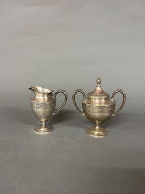 paire de sucrier et de crémier anciens en métal argenté