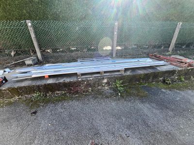 a bench that is sitting on the side of the road