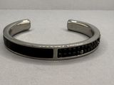bracelet manchette noir et argent orné de pierres noires et blanches