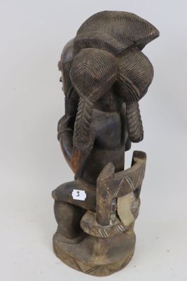 Statuette assise Baoulé, Côte d'Ivoire.