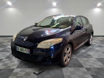 RENAULT - MÉGANE III DCI 105 ECO2 DYNAMIQUE - GO - Mise en s…