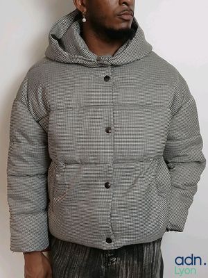 Doudoune courte à capuche motif pied de poule - LILI SIDINIO…