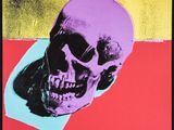 Crâne violet sur fond rouge et jaune, par Andy Warhol