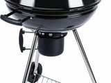 un gros plan d'une grille noire sur fond blanc