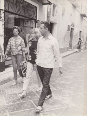 Photographe inconnu. Monica Vitti et Michelangelo Antonioni …