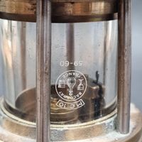 Lampe de sûreté de mineur en acier et laiton, verre estampil… (photo 3)