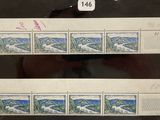 deux timbres sur lesquels figurent une montagne et une rivière