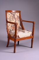 Fauteuil en acajou mouluré et sculpté, le dossier légèrement… (photo 3)