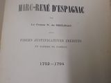 un vieux livre avec un titre en noir et blanc