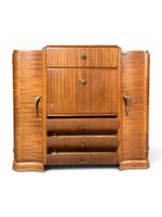 Meuble radio tourne-disque en bois de placage, les abattants… (photo 3)