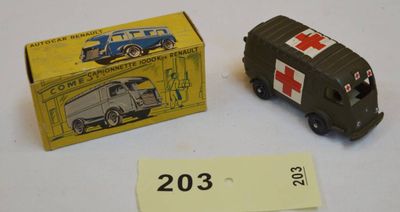 C.I.J – France – d'époque – Renault 1000 kgs Ambulance Milit…