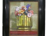 peinture d'un vase de fleurs sur une table dans un cadre noir