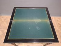 Table à jeux en bois plaqué et bois noirci, le plateau dépli… (photo 6)