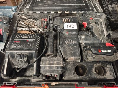 de nombreux outils rangés dans une mallette