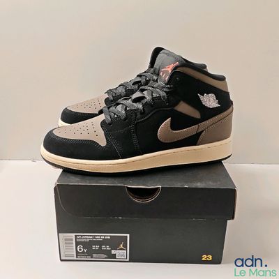Nike Air Jordan 1 Retro High OGTHT noir / beige clair - beige clair