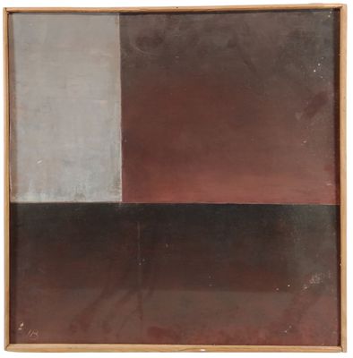 une peinture représentant un carré marron et blanc sur fond blanc