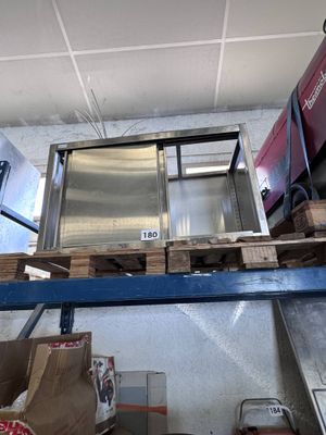 Un module inox encastrable à deux portes coulissantes