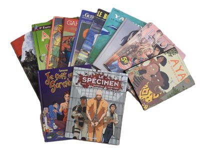 un grand nombre de livres posés sur une table