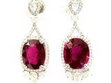 paire de boucles d'oreilles rubis et diamants