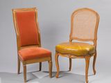 paire de chaises d'appoint à dossier en rotin de style Louis XVI