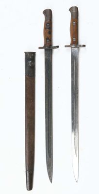 Ensemble de 2 baïonnettes anglaises modèle 1907 dont une san…
