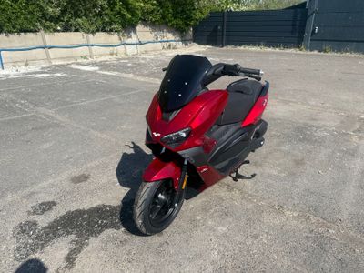 LEXMOTO AURA 125 - Genre : MTL - Couleur : ROUGE - Tva récup…