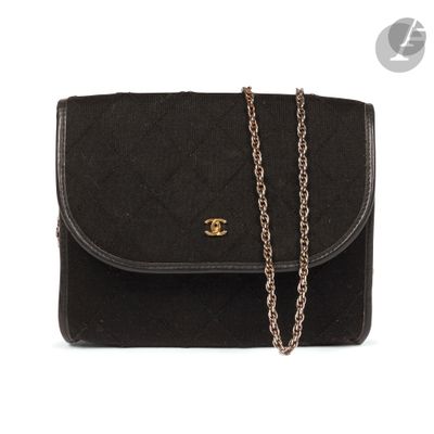 Sac à bandoulière Chanel noir à chaîne
