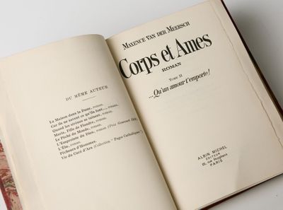 VAN DER MEERSCH, Maxence. Corps et Ames. Paris, Albin Michel…