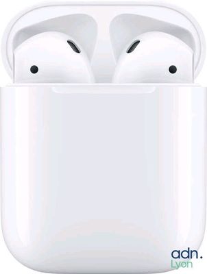 apple airpods avec étui de chargement sans fil