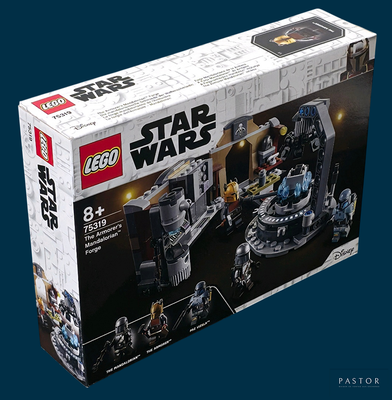 a box with a lego star wars set inside of it
